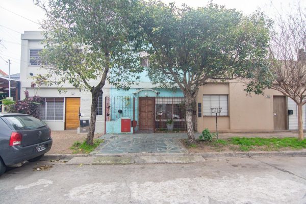 Sale 2-bedroom Penthouse Martinez without maintenance fees