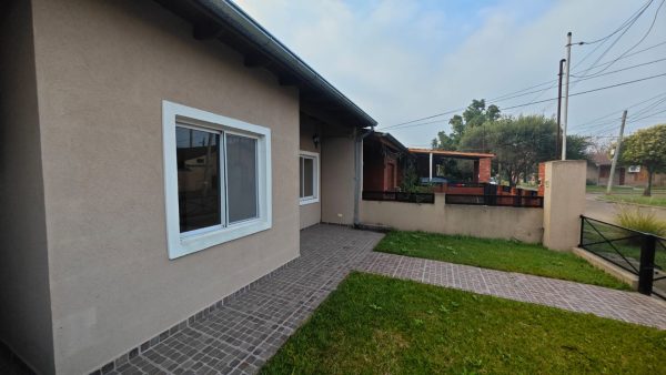 Alquiler Casa En Barrio Altos De Pacheco Benavidez