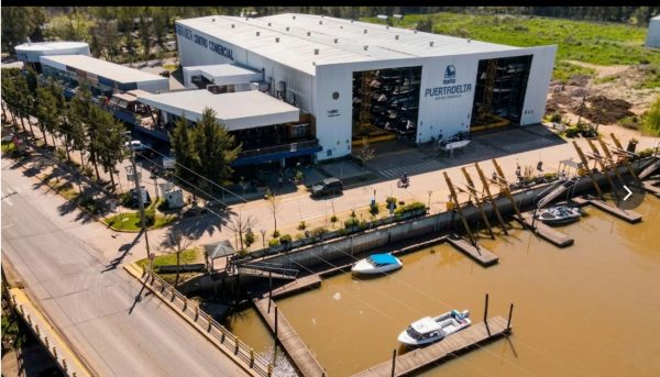 Venta Puerta Delta Benavidez Cama Nautica 21 pies