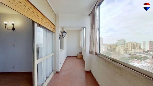 For Sale 3-bedroom Apartment with balcony in Florida
