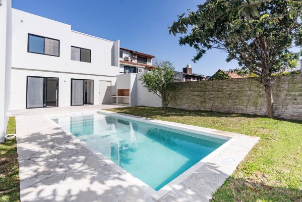 For Sale House San Isidro 4-bedroom Pool