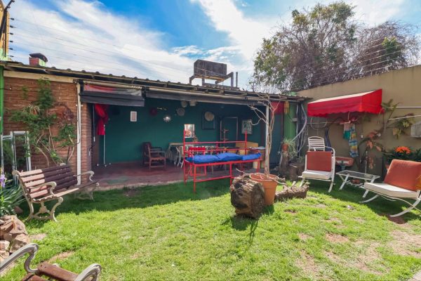 For Sale House 2-bedroom Boulogne Own Lot Garden BBQ