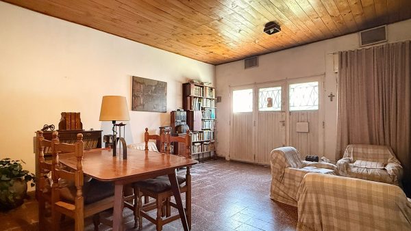 For Sale House, 3-bedroom, Martinez. Ideal Investor