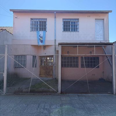 For Sale House 4-bedroom with living room Villa Adelina
