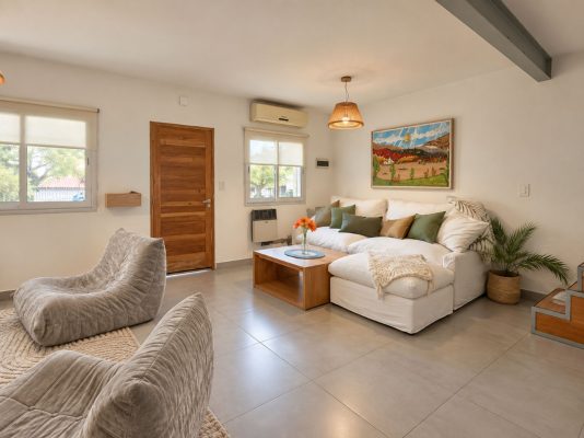 For Sale House 3-bedroom Garden And Pool-Altos De Pacheco