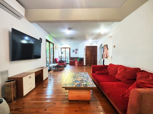 For Sale 4-bedroom House with patio Florida New price
