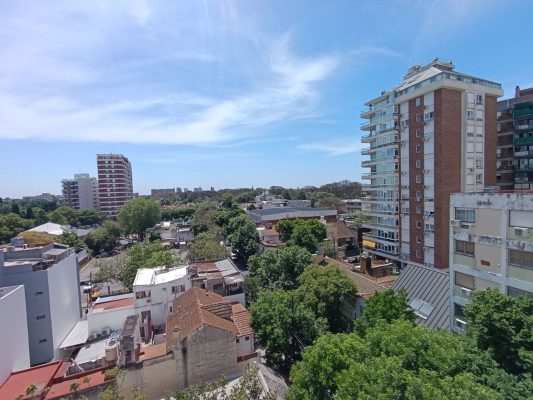 For Sale 2-bedroom Apartment with Garage Acassuso