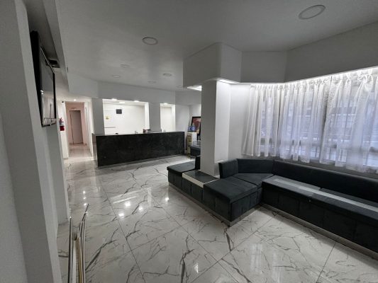 For Rent Medical Center - Olivos Offices