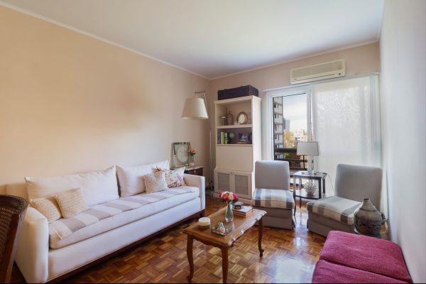For Sale 2-bedroom Apartment in Vicente Lopez