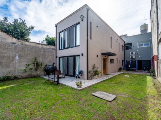 For Sale House, Apartment and Commercial Unit in Virreyes