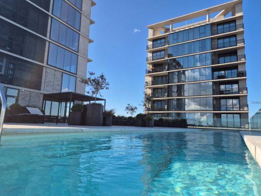 Apartment 1-Room with Garage Suitable for Temporary Professional Palmas Park