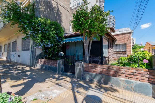 OLIVOS PH facing front 3-bedroom+COMMERCIAL SPACE with BATHROOM+own terrace