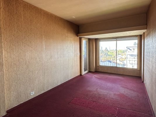 For Sale Apartment 2-bedroom Florida Balcony and Storage Unit