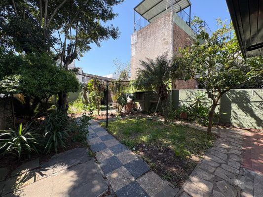 2 PH in block | Villa Martelli | To renovate
