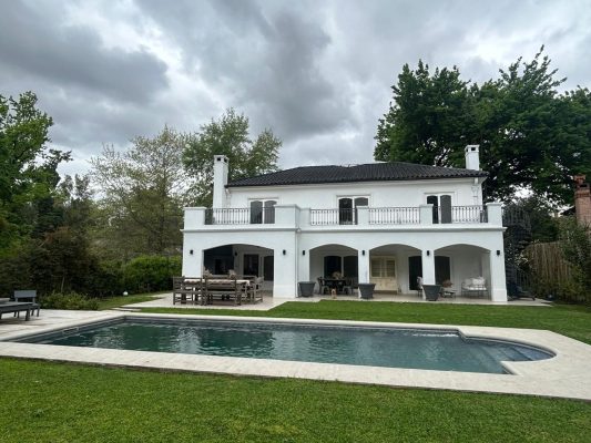 House short-term rental Gated Community Tigre