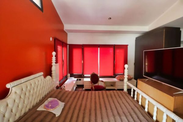 For Rent House 4-bedroom with pool