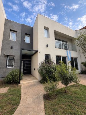 Design, light and spaciousness in Martínez