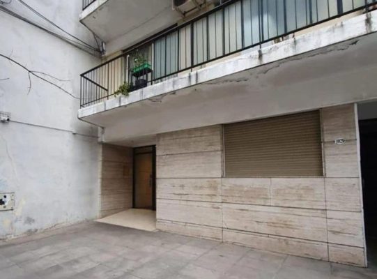 For rent: bright 1-bedroom studio apartment in San Fernando