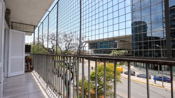 Venta Departamento 4 Amb Con Balcon- Vte. López