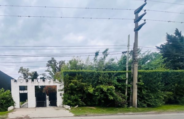 Venta de exelente terreno sobre avenida comercial