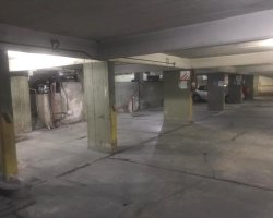 En Venta Cochera en Olivos Sobre Maipu!