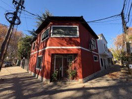 Casa en esquina s/ lote propio, Florida Vte. Lopez