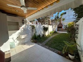 Duplex for sale, 5 rooms, Olivos Parrilla, garden