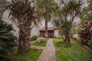 House Sale Olivos 3 Rooms - Trade