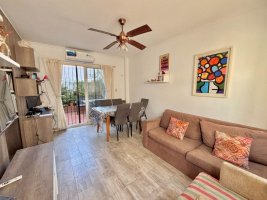Ph 3-Room Apartment in Florida, Credit, No HOA Fees