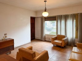 House for Sale in Don Torcuato, 4 Rooms with Garage