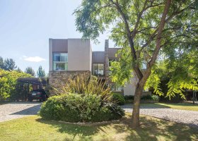 House for Sale – San Agustin Villanueva Neighborhood