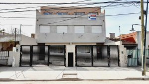 Martínez Sale New Duplex House 5 Rooms with Garden