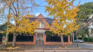Casa En Venta Martinez Libertador Al Rio
