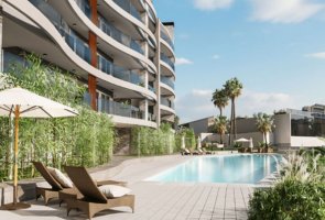Venta 2 ambientes con jardin propio y cochera