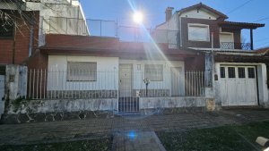 3-Room House for Sale, Florida West, Apartment Credit