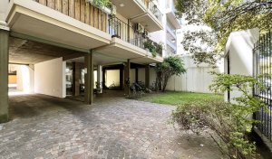 2-room duplex for sale with garage and balcony in Florida
