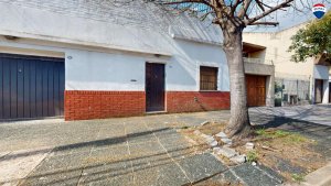 House for Sale in Florida with Patio and Terrace