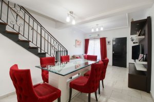 4-room duplex for sale, Carapachay
