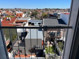 Olivos Apartment for Sale, 2 Rooms, Bright
