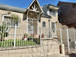 Venta amplia y acogedora Casa Bajo de San Isidro
