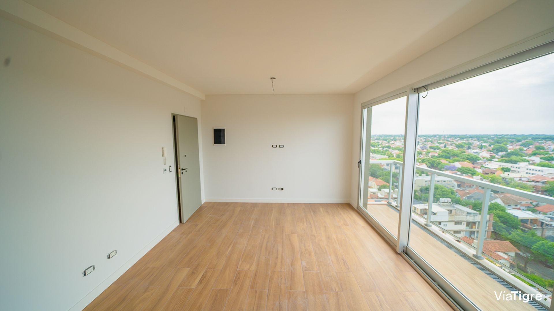 Venta Departamento 2 Ambientes Piso Alto La Lucila