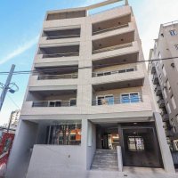 Sale of 1-room apartment in Tigre Center, brand new, with garage.