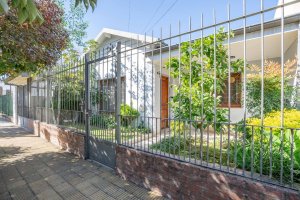 House/Apartment for Sale with Credit, Patio, Olivos