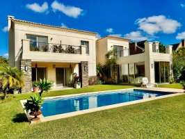 House for sale in El Golf neighborhood, Nordelta