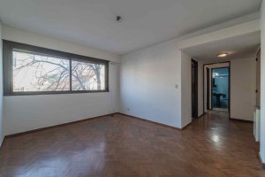 2-Room Apartment for Sale in Florida Este