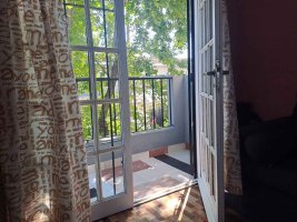 For Sale: 2-room San Fernando, balcony and terrace, no expenses