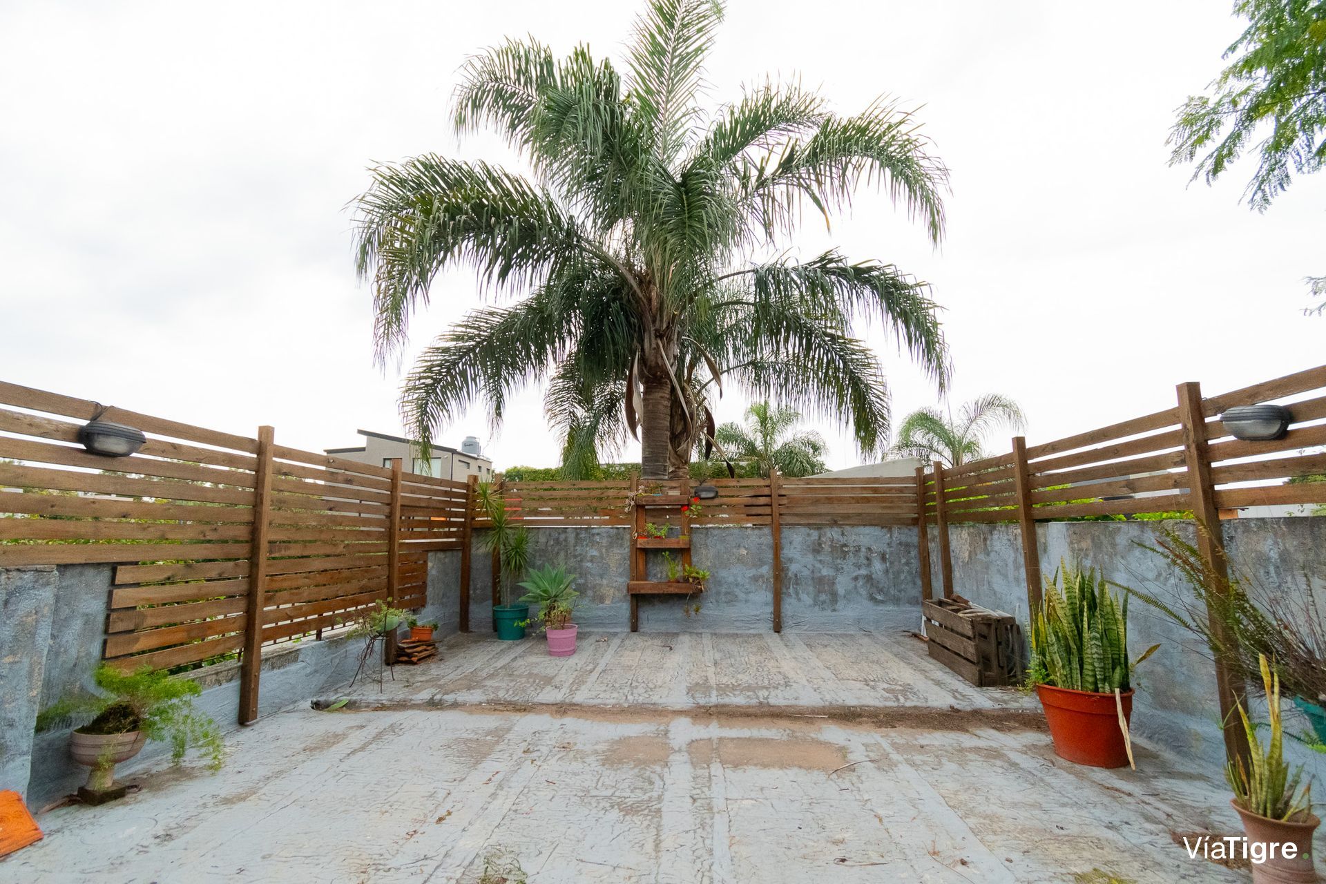 PH en venta 4 amb con patio y terraza Carapachay