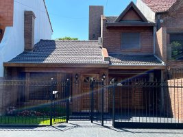 Sale of 4-room Chalet in Martinez – Credit Approved
