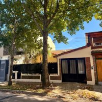 Venta de casa multifamiliar en Olivos