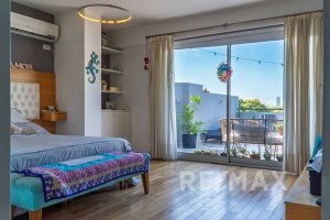 4-room Apartment for Sale with Terrace and Pool, Florida